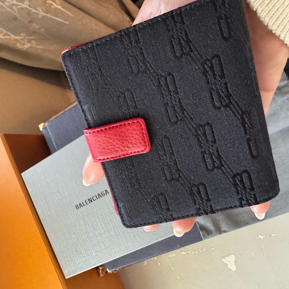 Celine Cream and Pink Casual Socks Set - Picture 9 of 11